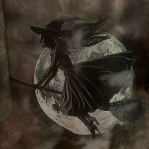 The mountain brand  tye dye witch tee shirt 100% cotton size xl